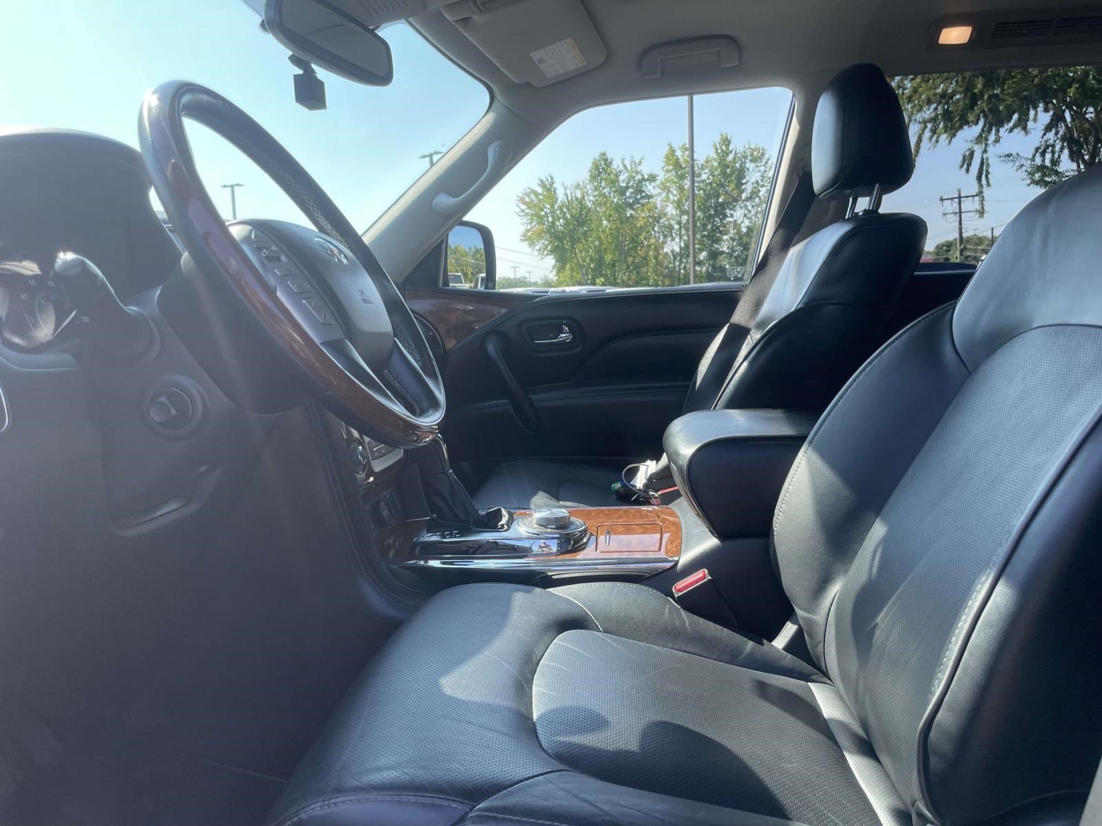 Used 2019 INFINITI QX80 Luxe AWD/4WD image 16