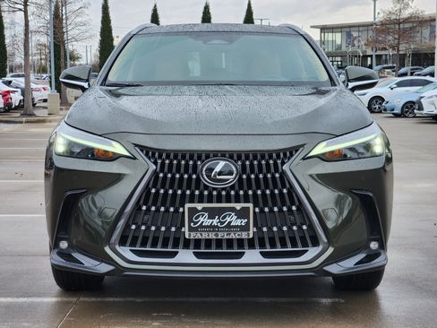 Certified 2025 Lexus NX 250 FWD w/ Premium Package image 8