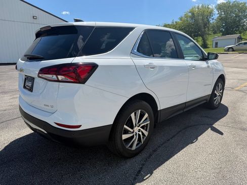Used 2024 Chevrolet Equinox LT w/ LPO, Floor Liner Package AWD/4WD image 5