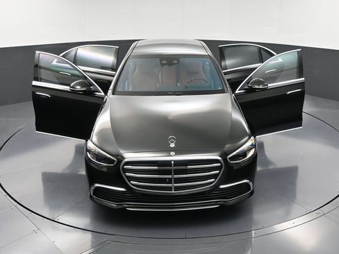 Used 2023 Mercedes-Benz S 580 4MATIC Sedan image 36