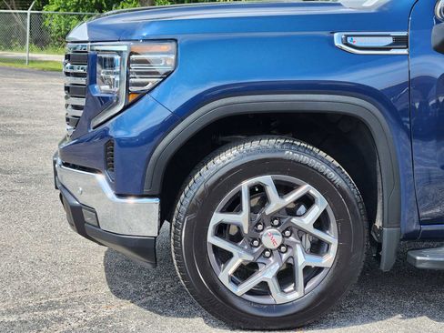 Certified 2023 GMC Sierra 1500 SLT AWD/4WD image 8