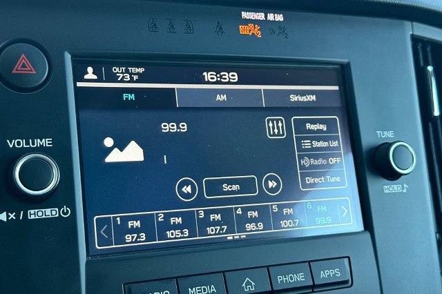 Used 2025 Subaru Outback AWD/4WD image 22