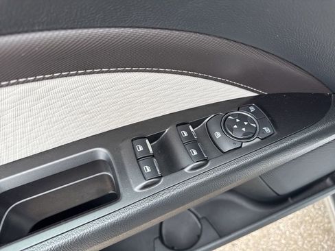 Used 2019 Ford Fusion SE w/ Equipment Group 151A image 19