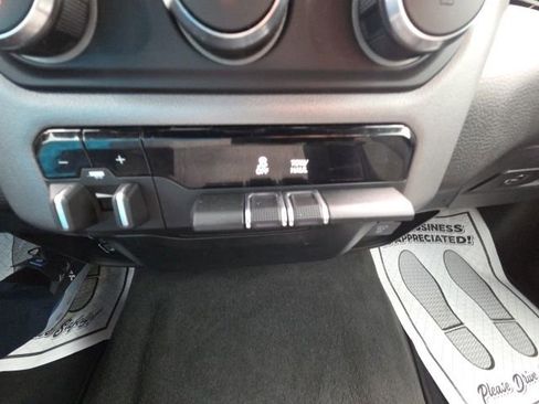 Used 2024 RAM 1500 Lone Star RWD image 16