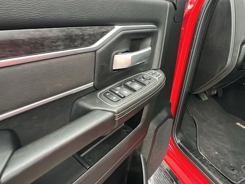 Used 2024 RAM 2500 Big Horn w/ Bed Utility Group image 15