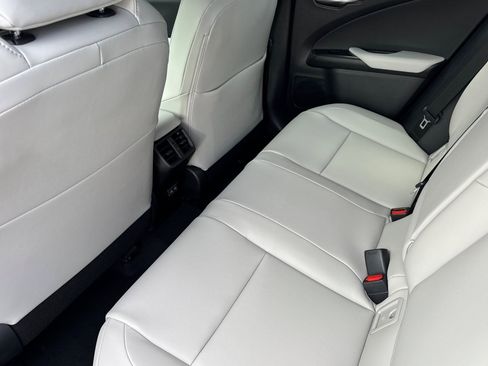 New 2026 Lexus UX 300h FWD image 21