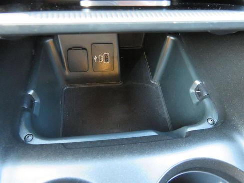Used 2025 Ford Explorer ST-Line AWD/4WD image 22