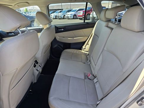 Used 2019 Subaru Outback 2.5i Limited image 16