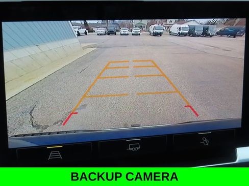 Used 2024 Chevrolet Silverado 1500 LT w/ Z71 Off-Road Package image 5