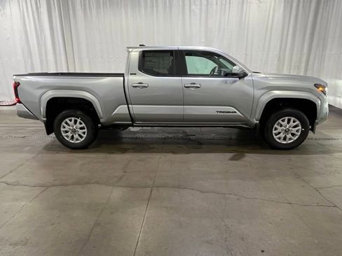 New 2026 Toyota Tacoma SR5 AWD/4WD image 2