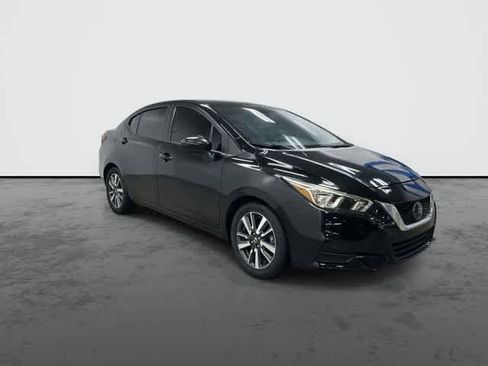 Used 2021 Nissan Versa SV FWD image 5