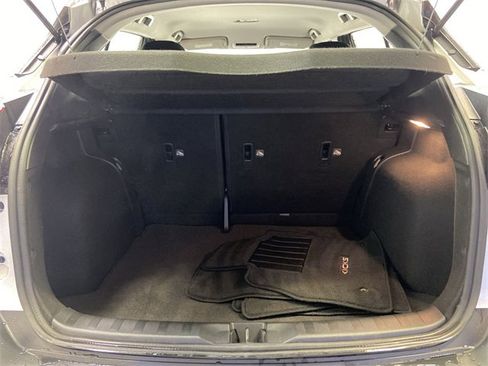 Used 2019 Nissan Kicks SR image 31