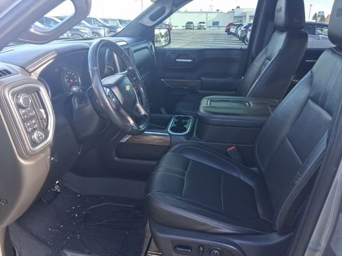 Used 2019 Chevrolet Silverado 1500 High Country image 14