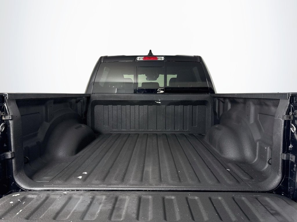 Used 2023 RAM 1500 Laramie RWD image 23