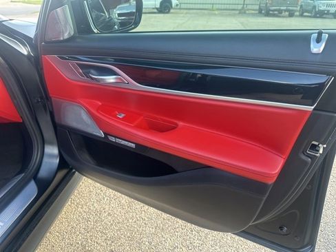 Used 2017 BMW 740i 740i image 5