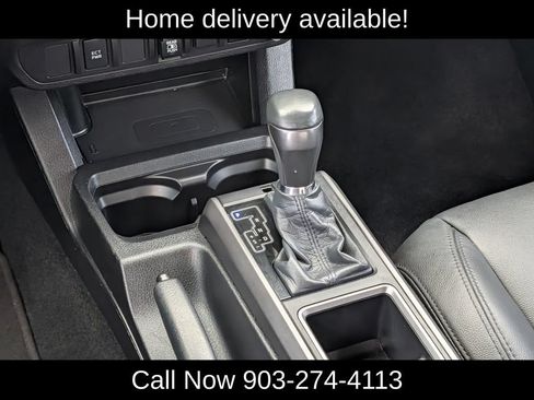 Used 2021 Toyota Tacoma TRD Sport AWD/4WD image 16