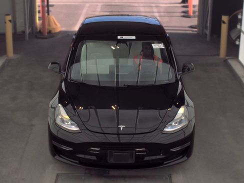 Used 2023 Tesla Model 3 Performance AWD/4WD image 2