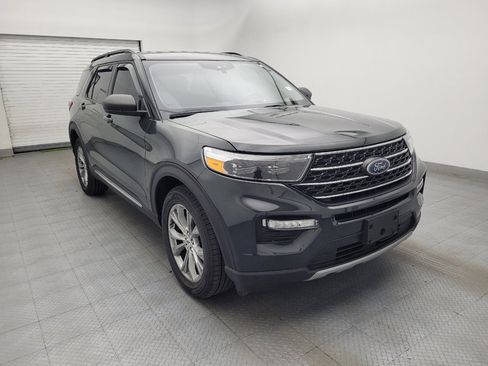Used 2022 Ford Explorer XLT w/ Equipment Group 202A image 13