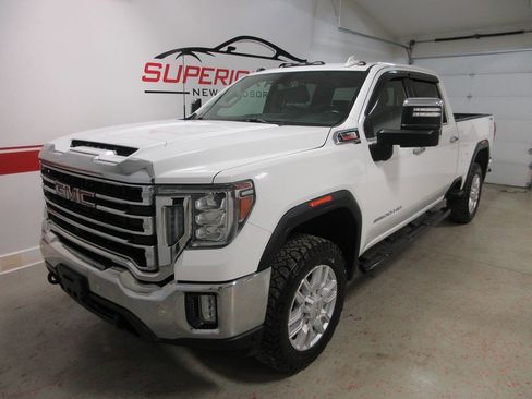 Used 2021 GMC Sierra 2500 SLT w/ SLT Preferred Package image 3