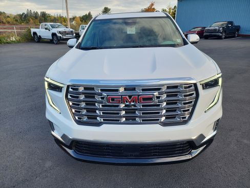 New 2025 GMC Acadia Denali w/ LPO, Floor Liner Package image 3