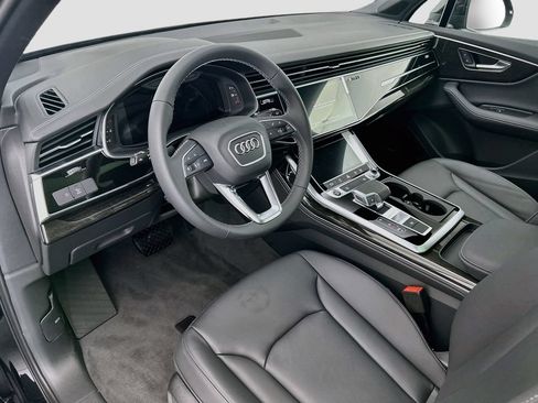 Used 2026 Audi Q7 2.0T Premium Plus w/ Premium Plus Package AWD/4WD image 9
