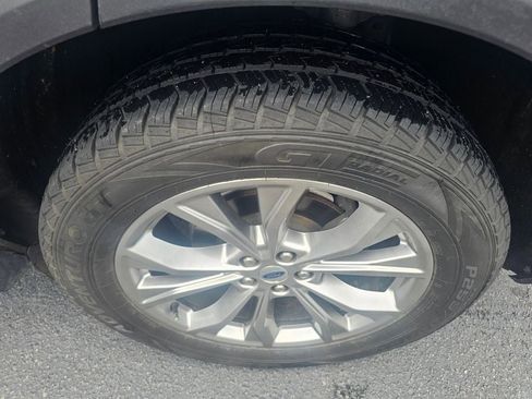 Used 2021 Ford Explorer Limited AWD/4WD image 6