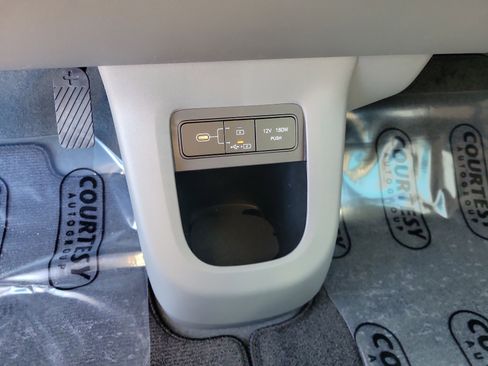 New 2026 Hyundai Ioniq 5 SE image 31