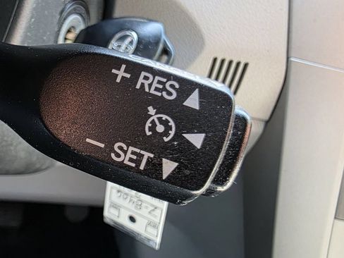 Used 2011 Toyota Corolla LE FWD image 28