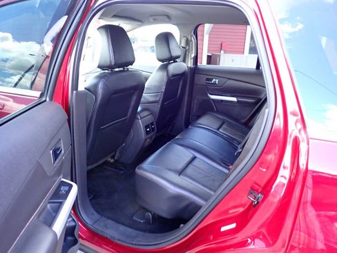 Used 2014 Ford Edge Limited w/ Driver Entry Package AWD/4WD image 7