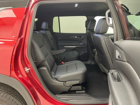 New 2026 Chevrolet Traverse LT w/ Midnight/Sport Edition AWD/4WD image 13