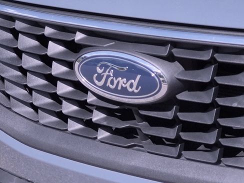 Used 2024 Ford Escape Active w/ Tech Pack #1 AWD/4WD image 12