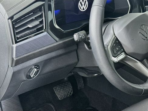 Used 2023 Volkswagen Jetta SE FWD image 16