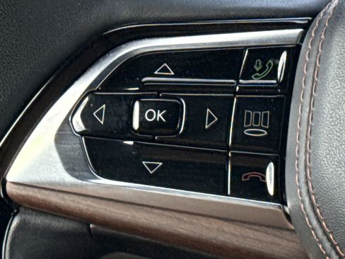 Used 2024 Jeep Grand Cherokee Summit w/ Adv Protech Group IV image 18