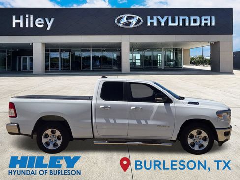 Used 2019 RAM 1500 Big Horn RWD image 3