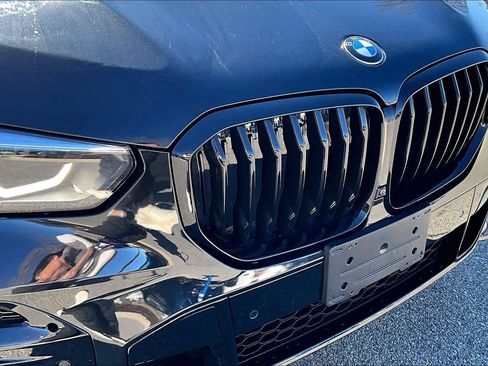 Used 2023 BMW X5 xDrive40i w/ M Sport Package image 33