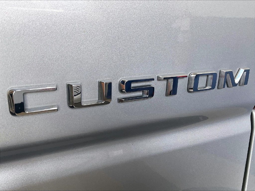 Used 2021 Chevrolet Silverado 1500 Custom AWD/4WD image 28