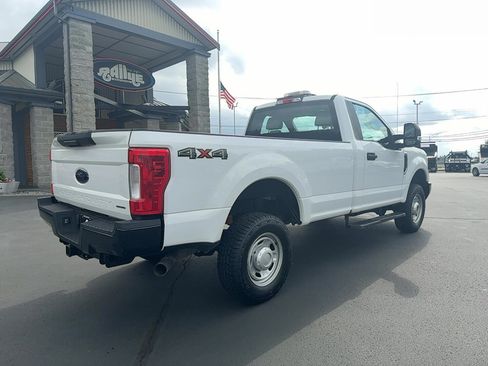 Used 2017 Ford F250 XL w/ Power Equipment Group AWD/4WD image 4