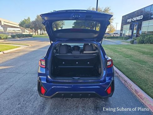 Used 2025 Subaru Crosstrek 2.0i Premium image 15