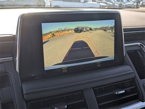 Used 2023 Chevrolet Tahoe Z71 image 17