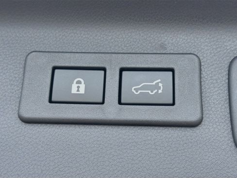 Used 2026 Subaru Forester Premium AWD/4WD image 13