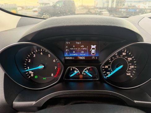 Used 2017 Ford Escape SE w/ SE Sport Appearance Package AWD/4WD image 36