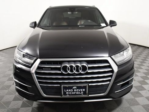 Used 2019 Audi Q7 3.0T Premium Plus w/ Premium Plus Package AWD/4WD image 10