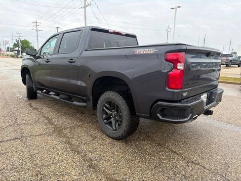Used 2023 Chevrolet Silverado 1500 Custom Trail Boss w/ LPO, Dark Essentials Package AWD/4WD image 3