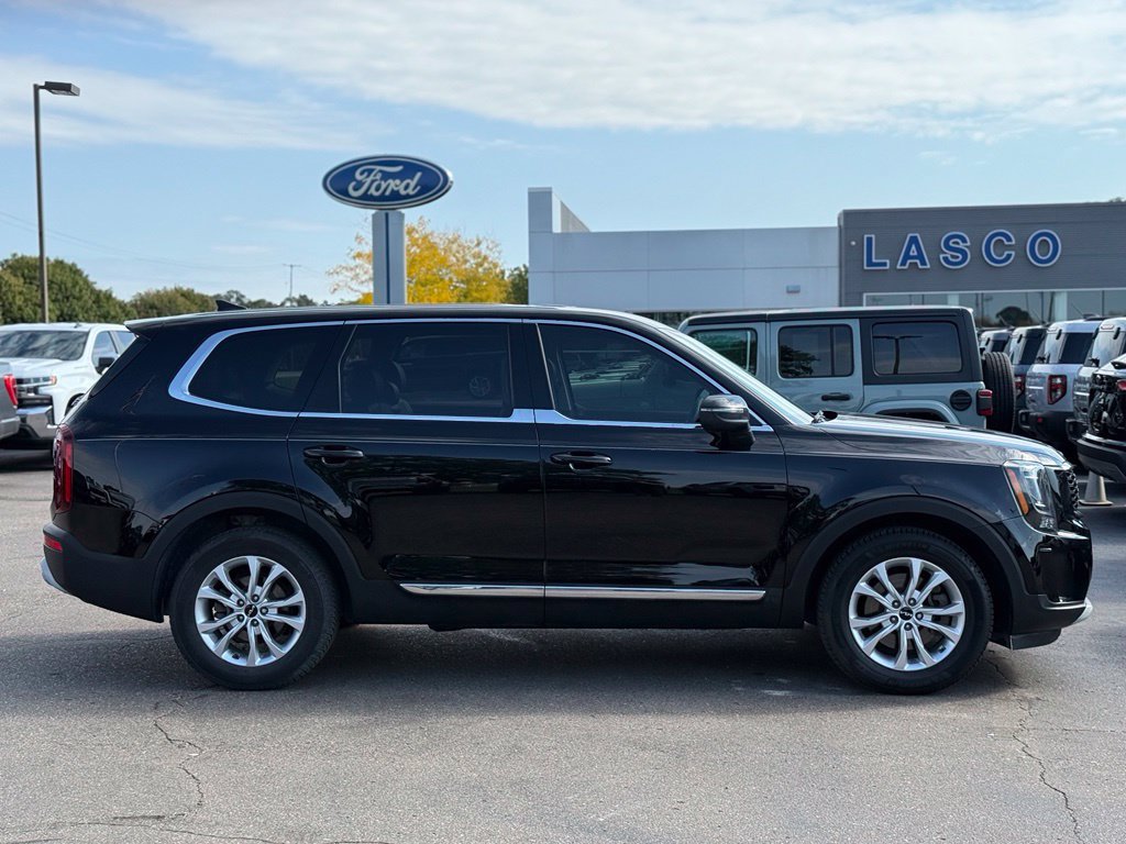 Used 2022 Kia Telluride LX AWD/4WD image 32