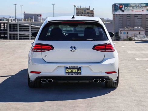 Used 2019 Volkswagen Golf R 4-Door image 5