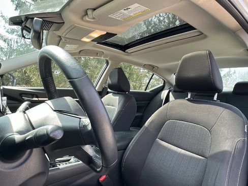 Certified 2019 Nissan Altima 2.5 SV image 14