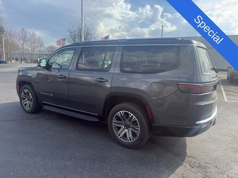 Used 2024 Jeep Wagoneer Series II AWD/4WD image 4