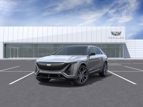 New 2026 Cadillac Lyriq V AWD/4WD image 8