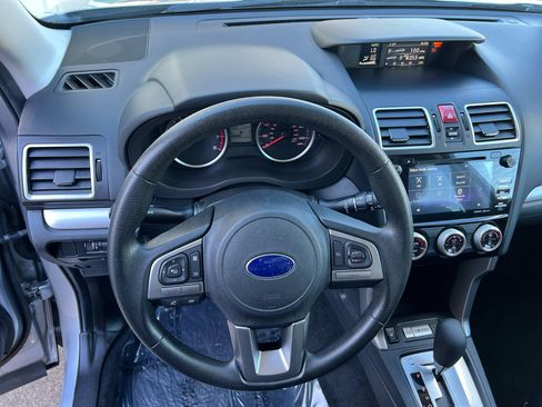 Used 2018 Subaru Forester 2.5i Premium w/ All-Weather Package image 26