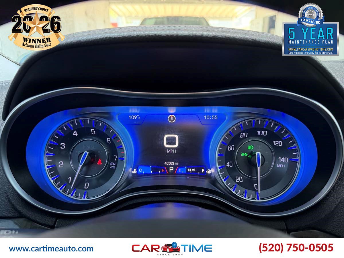 Used 2019 Chrysler 300 Limited w/ Safetytec Plus Group RWD image 9